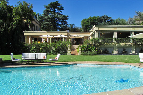 Fairlawns-pool Fairlawns Hotel pool view