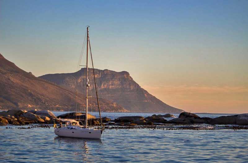 Luxury Boat and Yacht Cruises in Cape Town