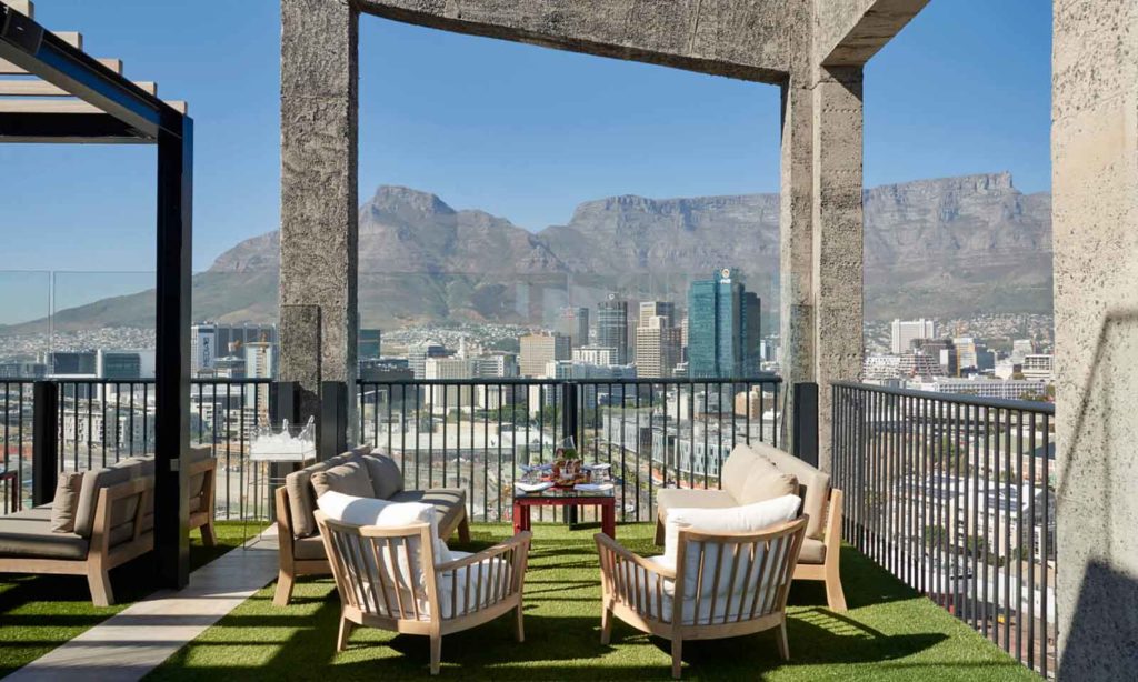 Coolest Rooftop Bars in Cape Town | Cocktail Bars in Cape Town